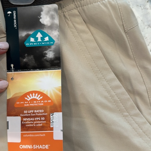 Columbia Men’s shorts. Light tan. Size 38. Inseam 10”. - Picture 4 of 6